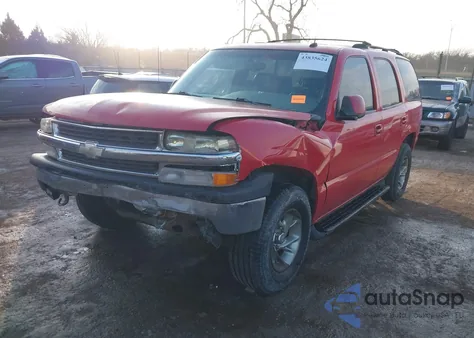 2002 Chevrolet Tahoe Lt из США, поврежденный, VIN 1GNEC13Z02R277847